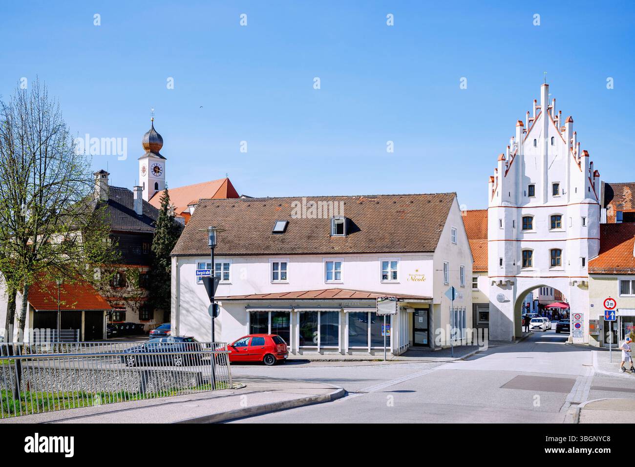 Spätgotisches Donautor in Vohburg in Oberbayern in Deutschland Stockfoto