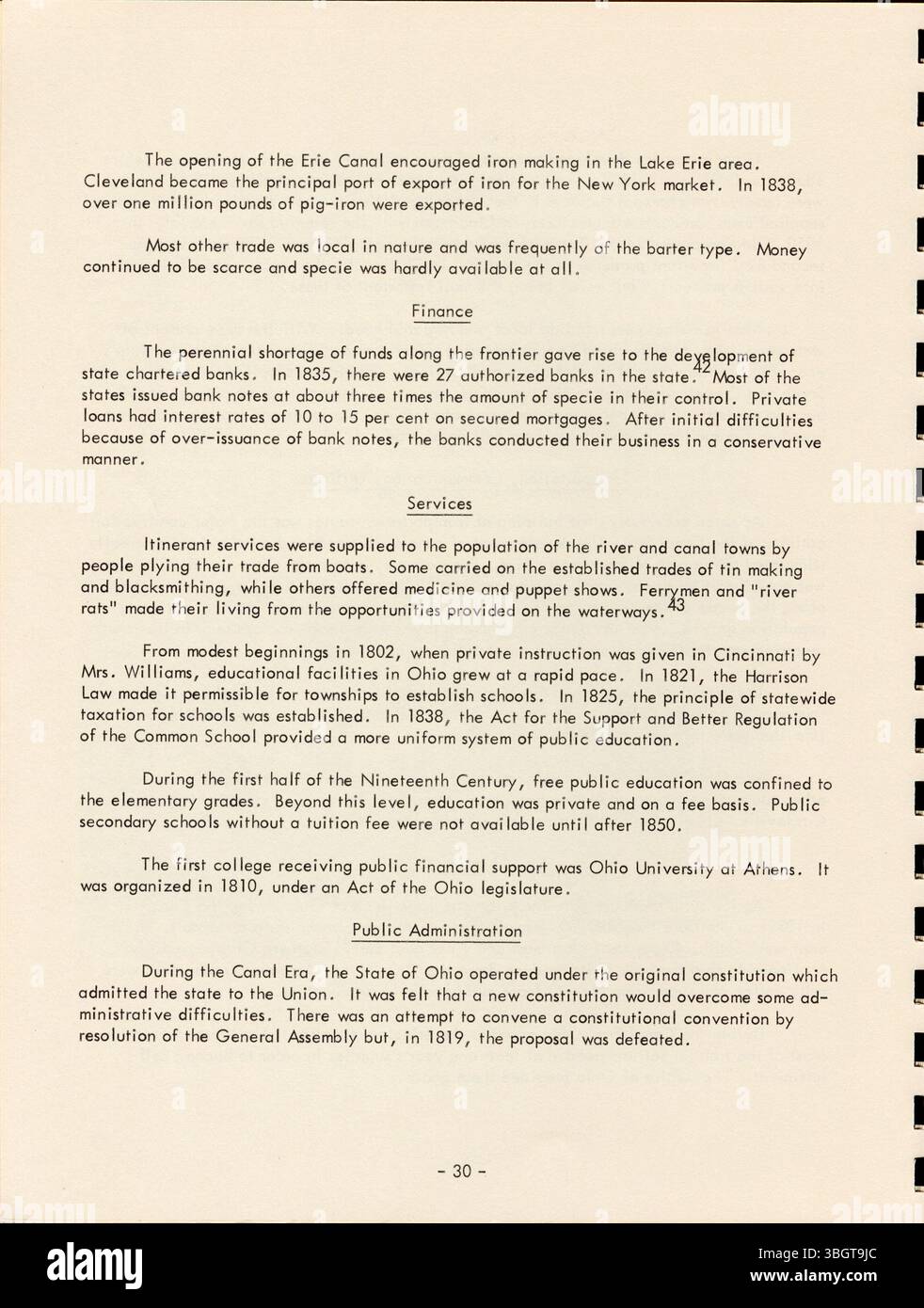 Dieser Bericht zeigt eine sozioökonomische Geschichte von Ohio und zeichnet seine Entwicklung von der Zeit vor der Ankunft der europäischen Siedler bis in die 1960er Jahre zurück Er untersucht die wichtigsten sozialen und wirtschaftlichen Veränderungen über mehrere Jahrhunderte und hebt wichtige Meilensteine für Wachstum und Transformation des Staates hervor. Stockfoto Dieser Bericht zeigt eine sozioökonomische Geschichte von Ohio und zeichnet seine Entwicklung von der Zeit vor der Ankunft der europäischen Siedler bis in die 1960er Jahre zurück Er untersucht die wichtigsten sozialen und wirtschaftlichen Veränderungen über mehrere Jahrhunderte und hebt wichtige Meilensteine für Wachstum und Transformation des Staates hervor. Stockfoto
