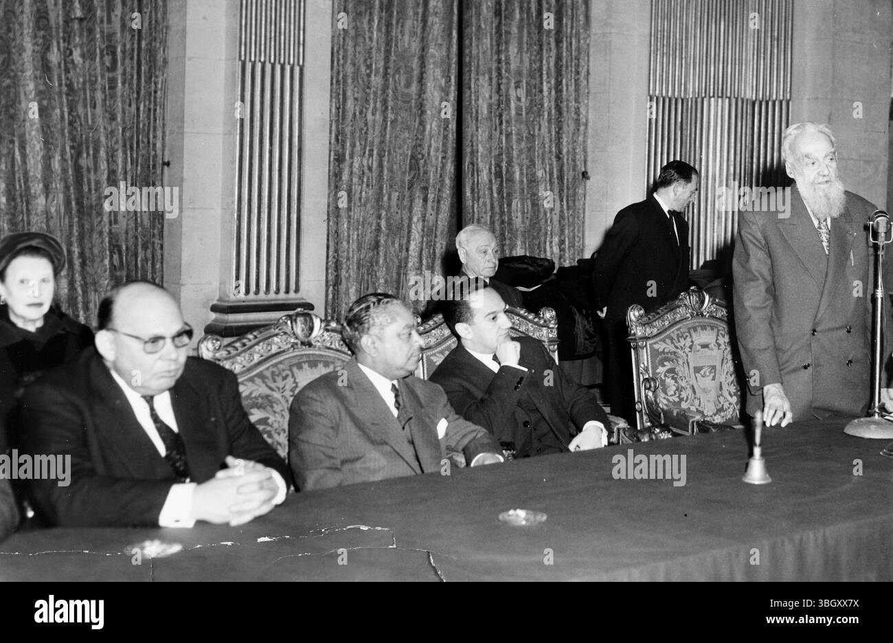 Pierre Trementin, Isella, Gaston Monnerville, Jean-Louis Vigier. 20. Januar 1959 [Bildunterschrift auf Französisch] Stockfoto