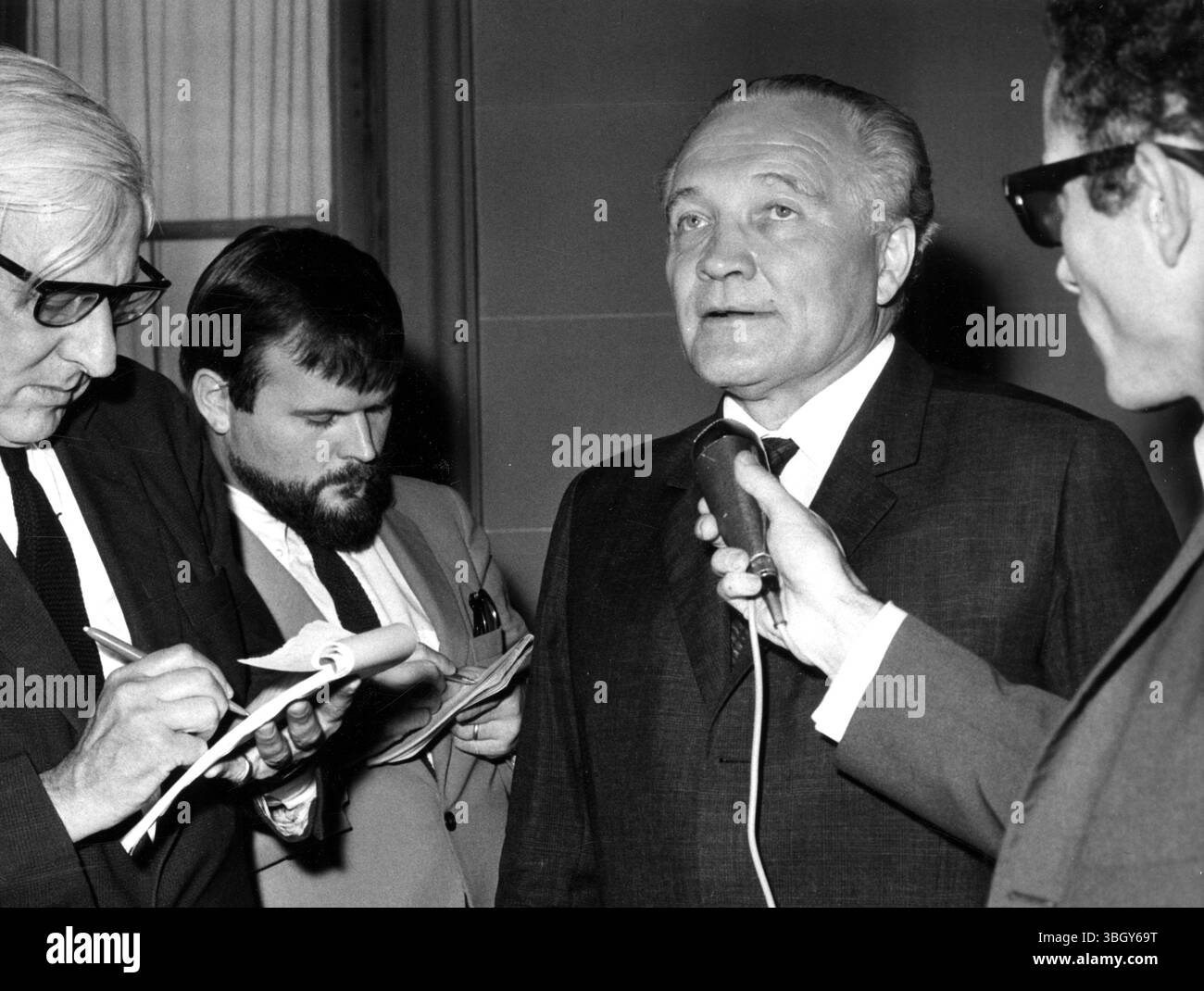 Dr. Vilem Pithart. August 1968 Stockfoto