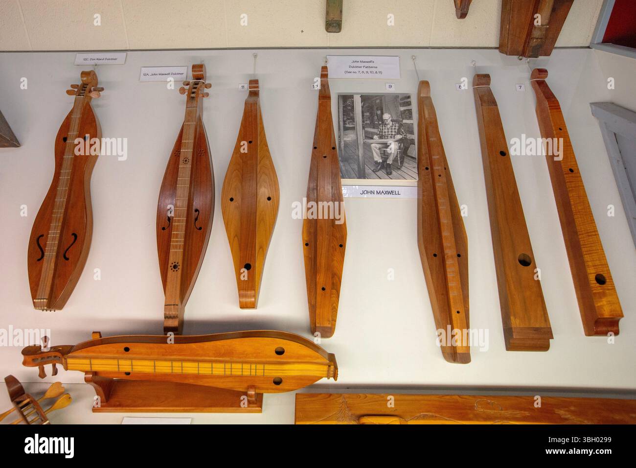 Clinton, Tennessee – das Museum of Appalachia, eine Sammlung von Pionierbauten und Artefakten. Stockfoto