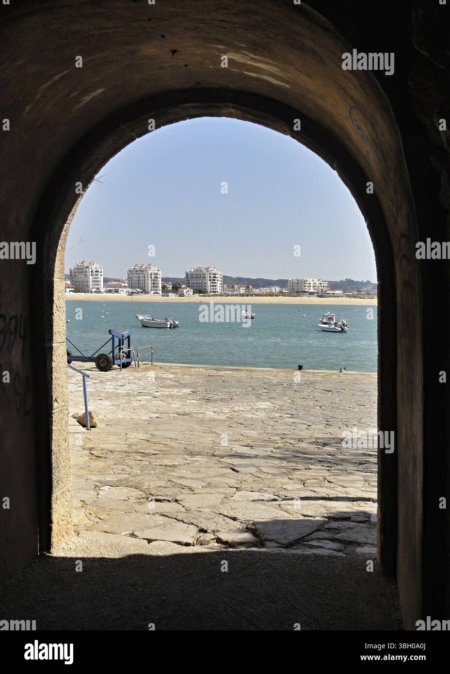 Tunnelblick auf den Concha von Sao Martinho do Porto, Centro - Portugal Stockfoto