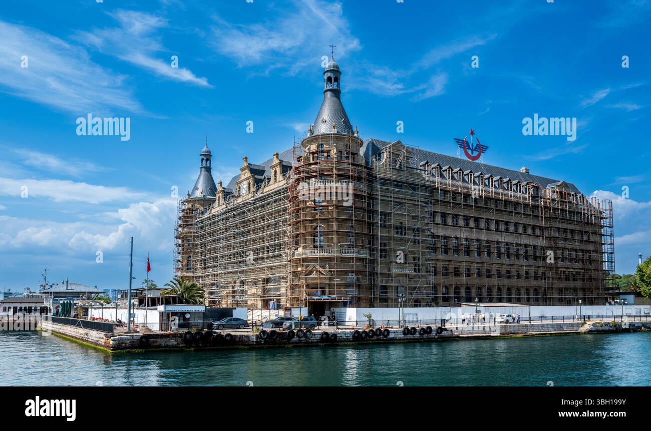 1. Regionaldirektion des Bahnhofsgebäudes der türkischen Staatsbahnen, Kadikoy, Istanbul, Türkei Stockfoto