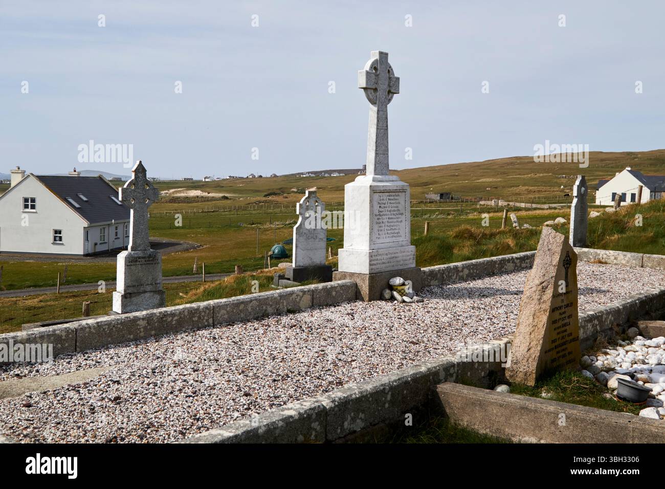 Großes Familiengrab auf St deirbhiles Friedhof fallmore County Mayo republik irland Stockfoto