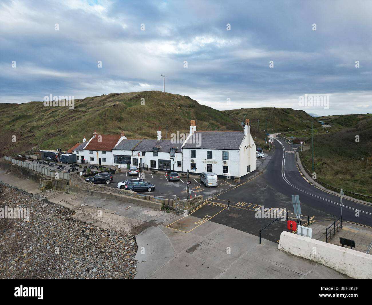 Blick aus der Vogelperspektive auf das Ship Inn, Public House, Saltburn by the Sea British Seaside Resort, North Yorkshire Stockfoto