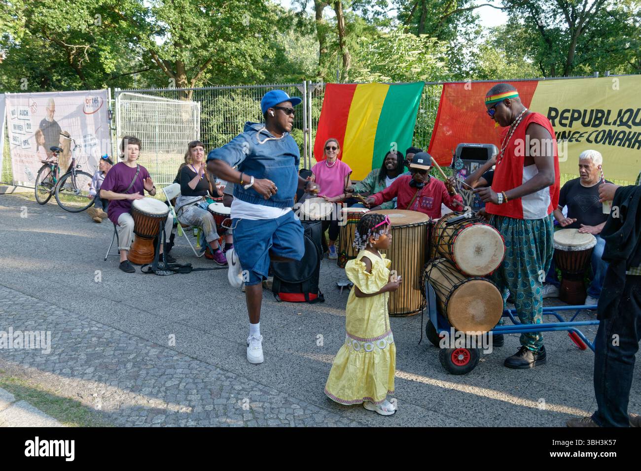 Karneval der Kulturen 2025, Veranstaltung, Strassenfest, Multikulti, Berlin-Kreuzberg, Stockfoto