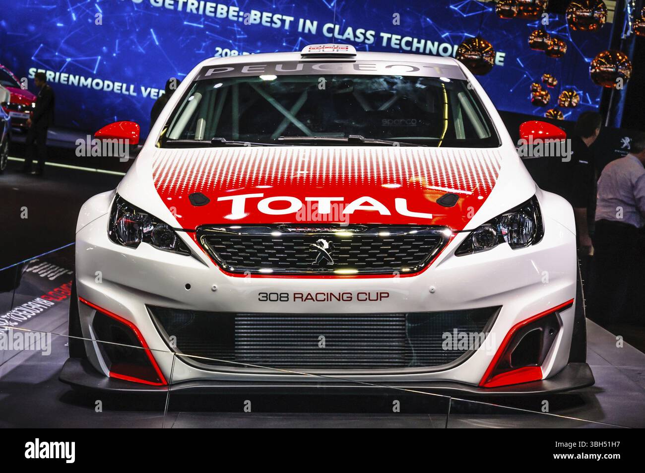 FRANKFURT - SEPTEMBER 2015: Peugeot 308 Racing Cup WRC WTCC wurde auf der IAA International Motor Show am 20. September 2015 in Frankfurt, Deutschland, Europa vorgestellt Stockfoto