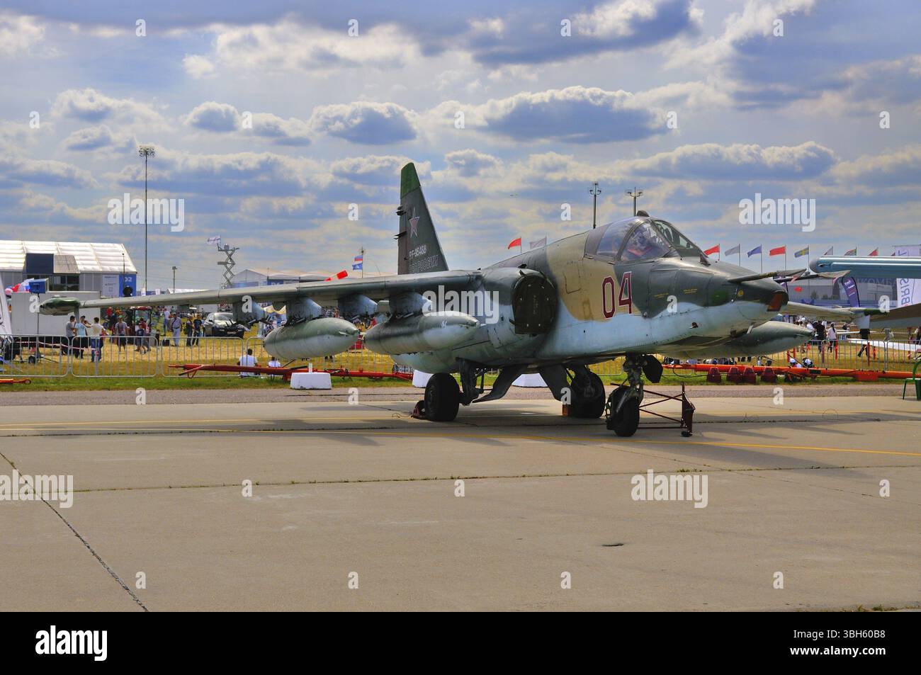 Moskau, Russland - 23 AUG 2015: Attack Flugzeuge Su-25 Frogfoot MAKS-2015 auf der 12. internationalen Luft- und Raumfahrtmesse am 28. August 2015 präsentiert Stockfoto