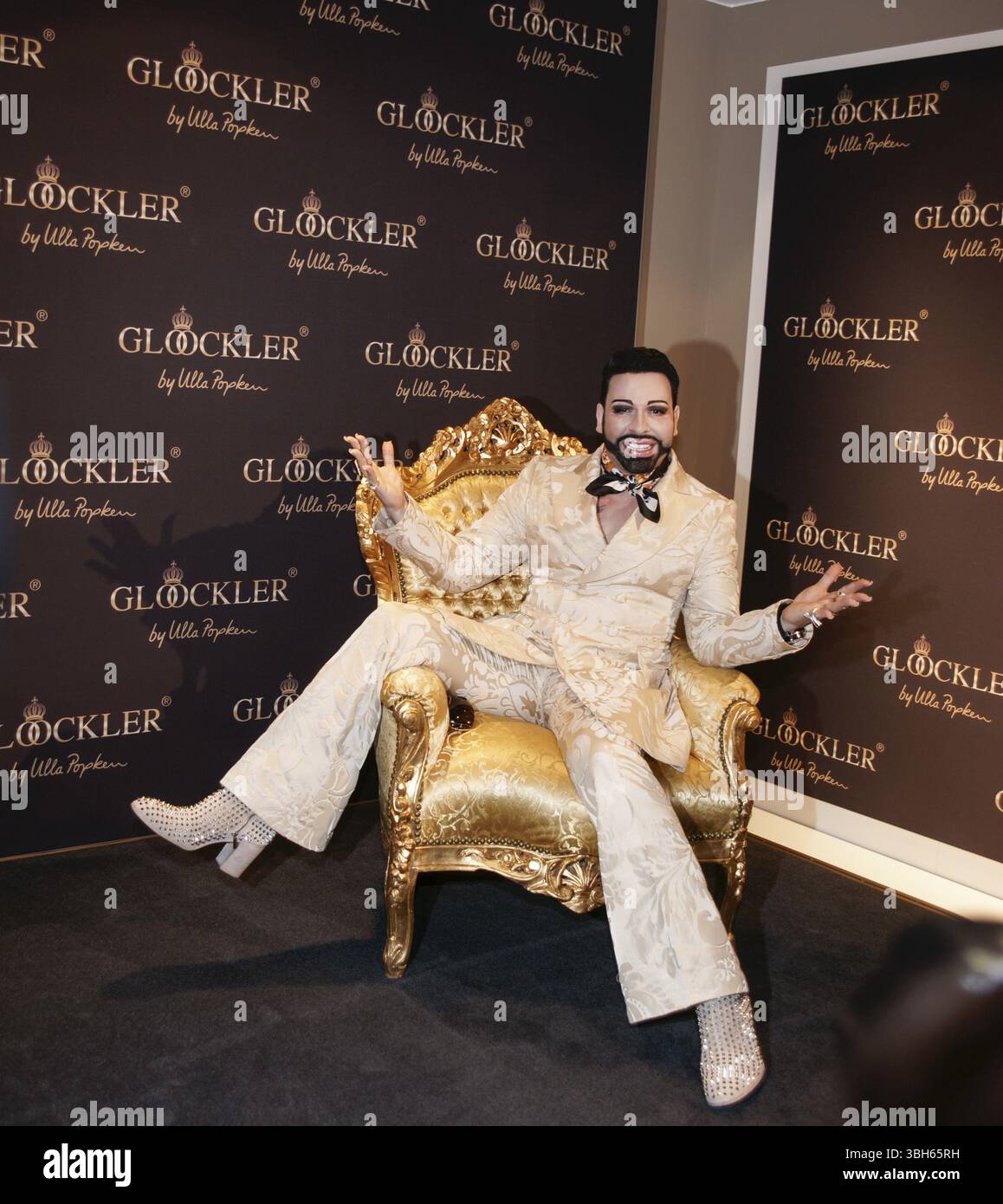 Harald Gloeoeckler und Ulla Popken präsentieren neue Kollektion, Hamburg, 29.10.13, Harald GLOeOeCKLER, Harald Gloeoeckler und Ulla Popken Fashion Show in H Stockfoto