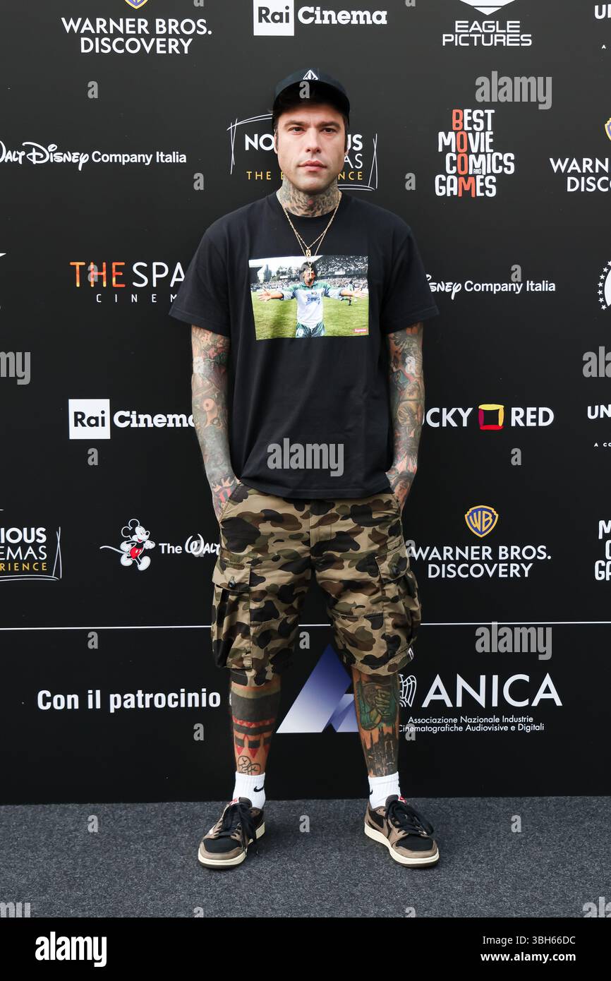 Mailand, der Fotoanruf der besten Comics- und Spiele-Veranstaltung für Popkultur im Superstudio Più. Auf dem Foto: Fedez (Rapper und Podcaster von Pulp Podcast) Stockfoto