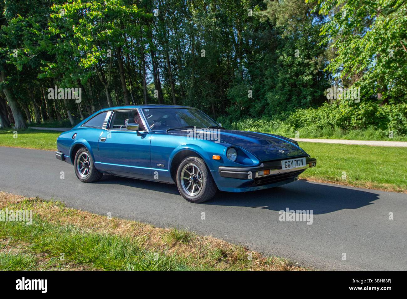 1979 70er Jahre Blue Datsun 280 ZX Auto Benzinmotor 2753 ccm; klassische Sportwagen mit Sammlerstücken in Lytham, Blackpool, Großbritannien. Mai 2025 Stockfoto