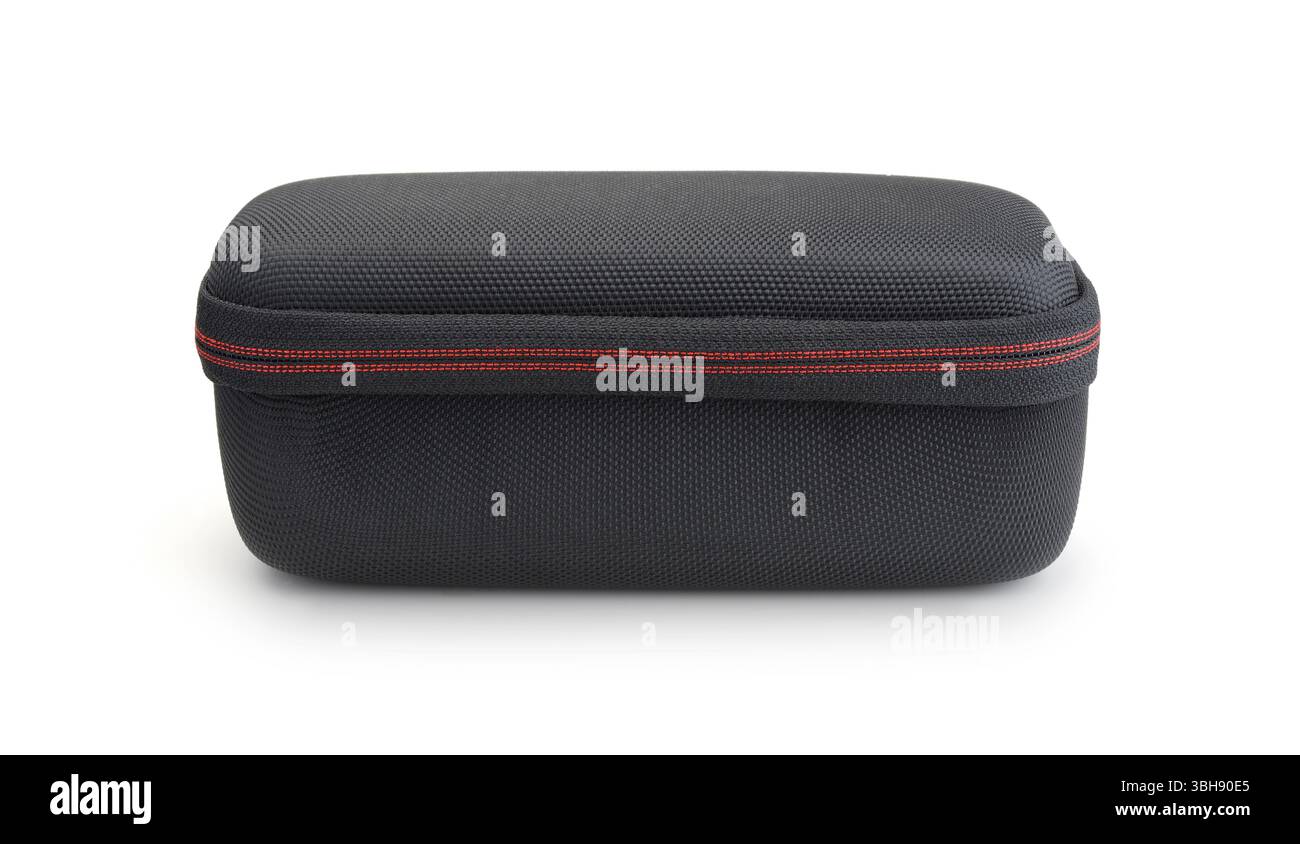 Rechteckiges kleines schwarzes Gehäuse isoliert auf weiß. Stockfoto