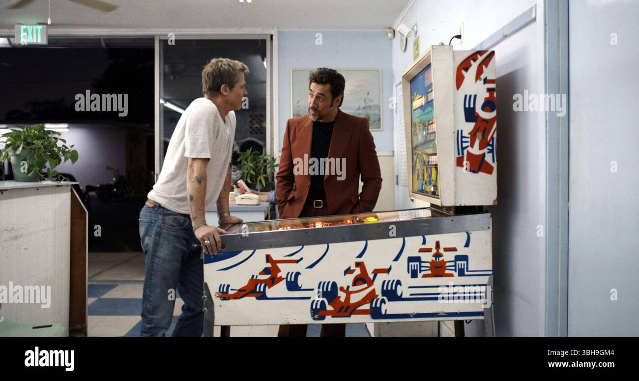 F1 (vermarktet als F1 the Movie) ist ein US-amerikanisches Sportdrama von Joseph Kosinski mit einem Drehbuch von Ehren Kruger aus einer Geschichte, an der die beiden mitgeschrieben haben, über die Formel-1-Weltmeisterschaft, die in Zusammenarbeit mit der FIA, ihrem Leitungsorgan, entstand. Stockfoto