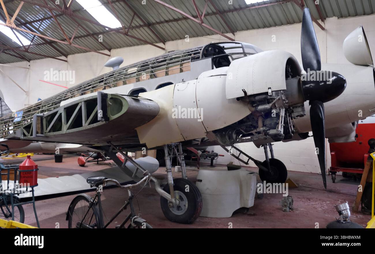 Die Avro Anson ist ein britisches zweimotoriges Mehrzweckflugzeug des Flugzeugherstellers Avro. Stockfoto