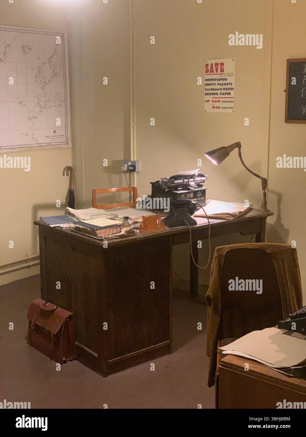 Bletchley Park Wartime House Villa Code bricht den Weltkrieg 2 und 1 alte Villa britische Geheimdienstgeschichte historischer Ort Besuchen Sie das Gebäude - Smartphone-aufgenommenes Stockfoto