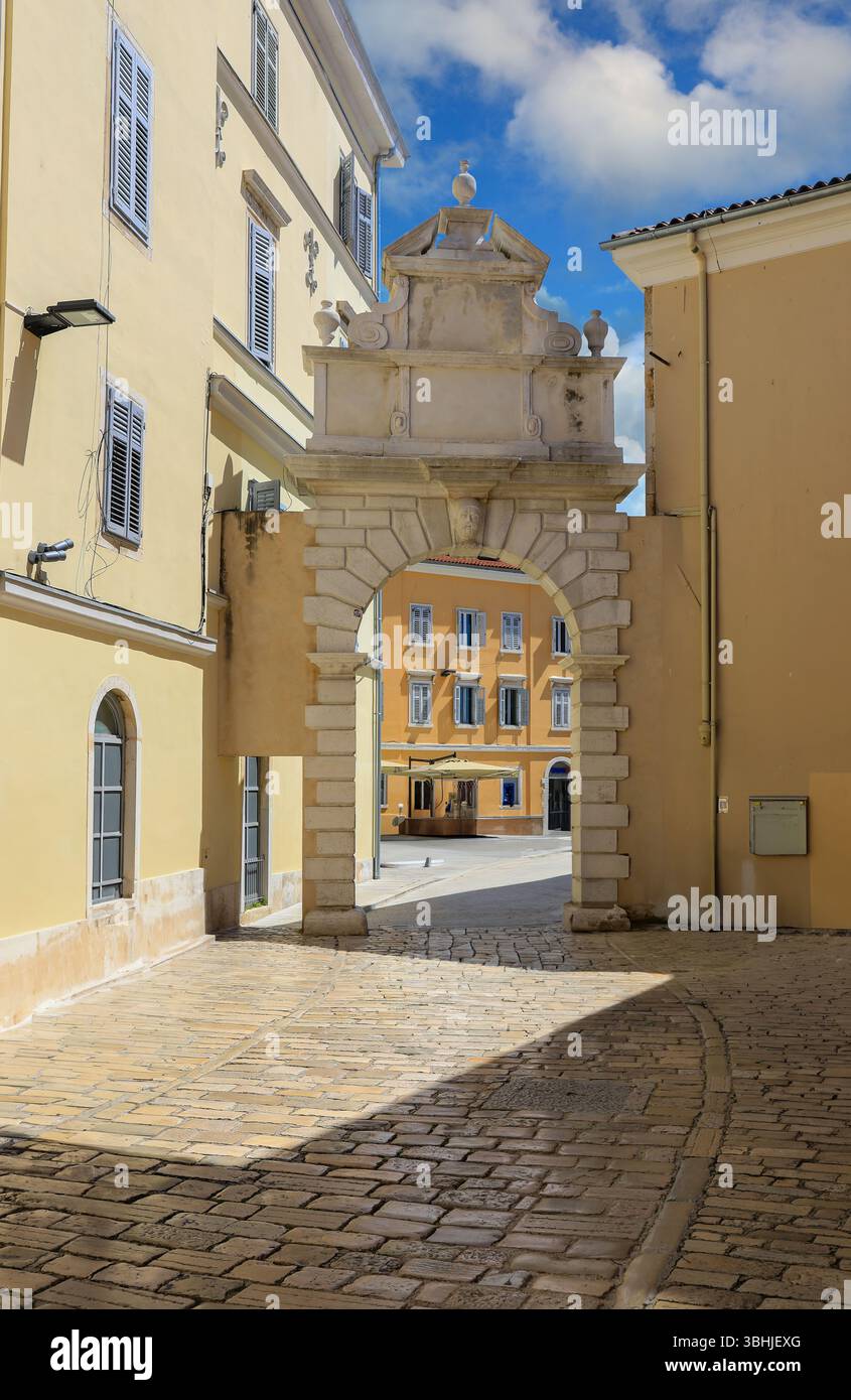 Balbi's Arch, ein altes Stadttor in Rovinj, Istrien, Kroatien, Europa Stockfoto