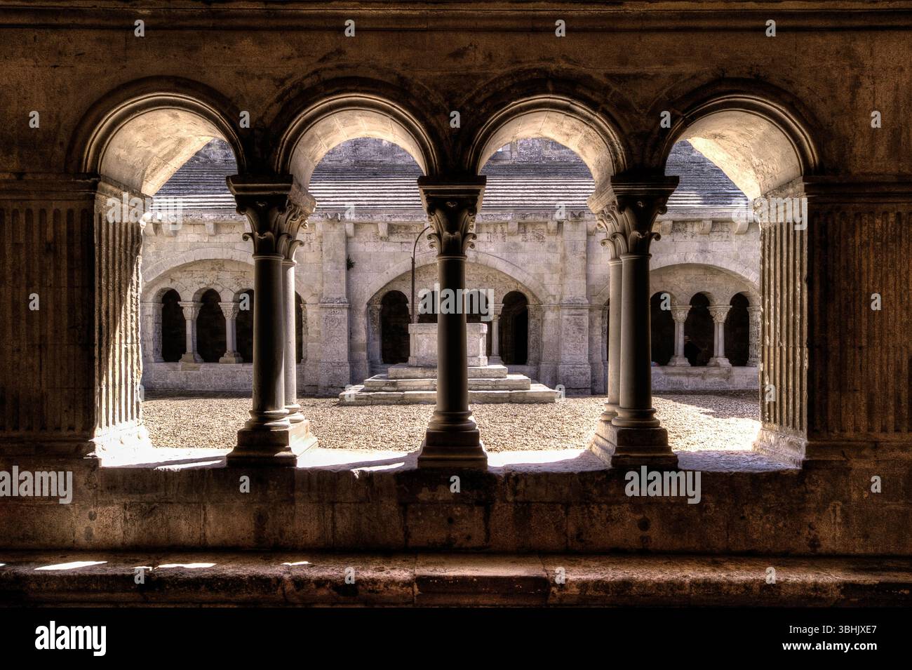 Abbaye de Montmajour, Arles, Frankreich – SONY DSC Stockfoto