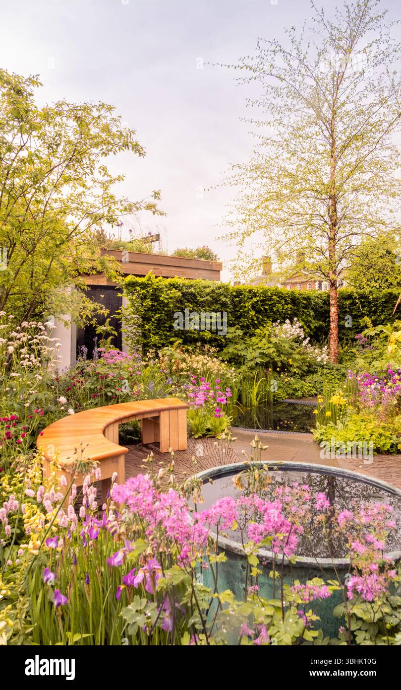The Down's Syndrome Scotland Garden auf der Chelsea Flower Show 2025 in London, Großbritannien. Stockfoto