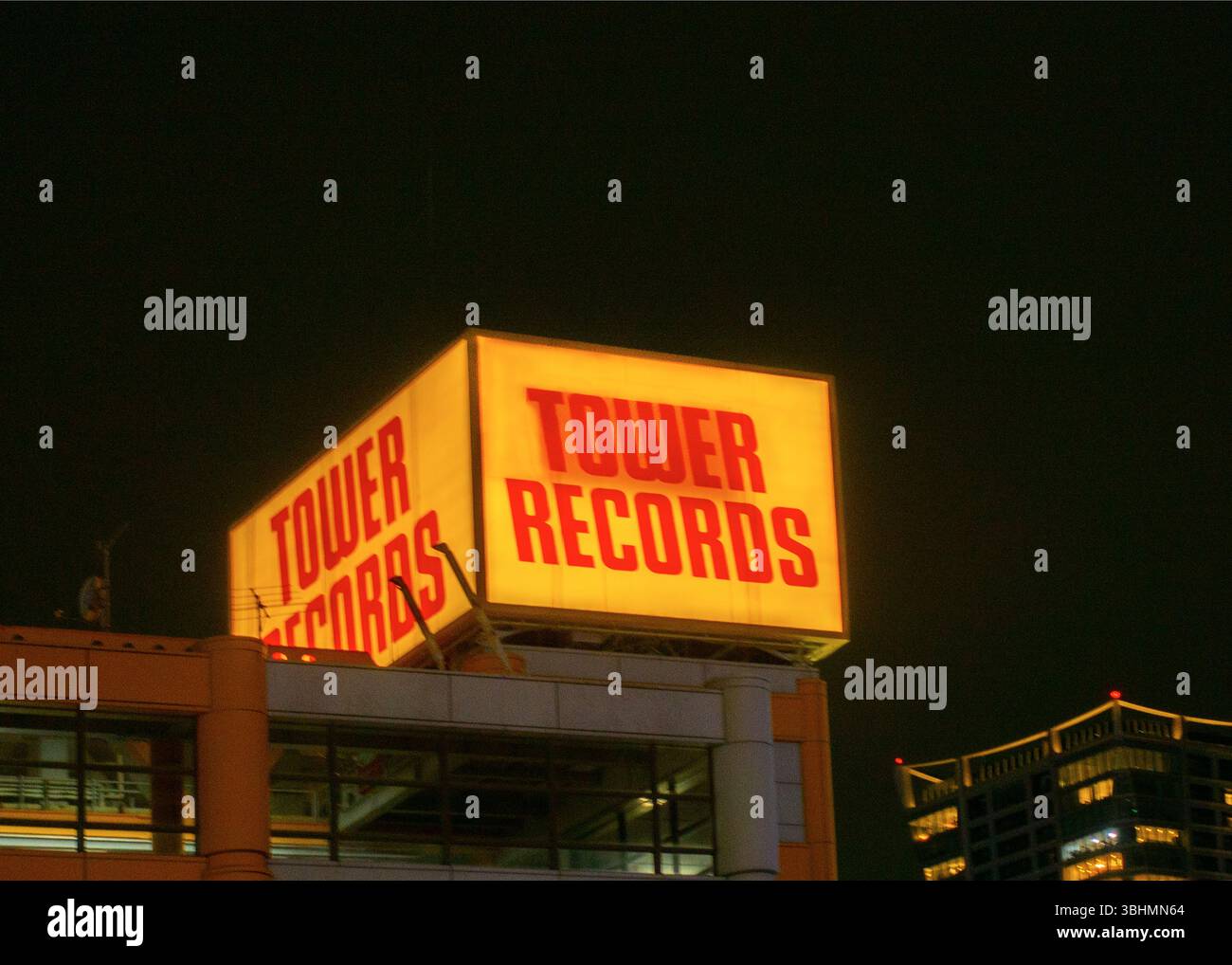 Tower Records Schild auf einem Gebäude in Shibuya Tokio Japan Stockfoto