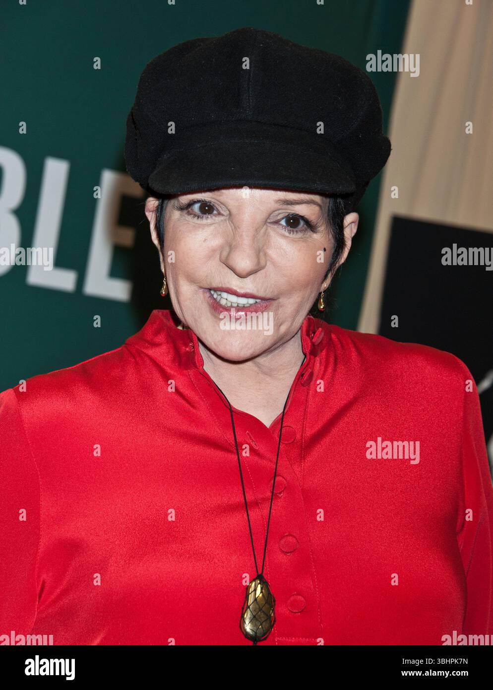 Liza Minnelli bei einer Unterzeichnung von „Live at the Winter Garden“ in Barnes & Noble in New York City – 09. Mai 2012 Stockfoto