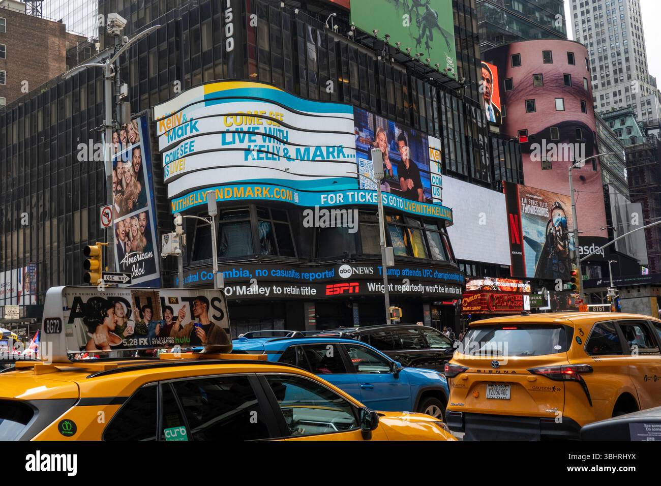 Drehen Sie sich in den ABC TV Network News Studios am Times Square, New York City, USA 2025 Stockfoto