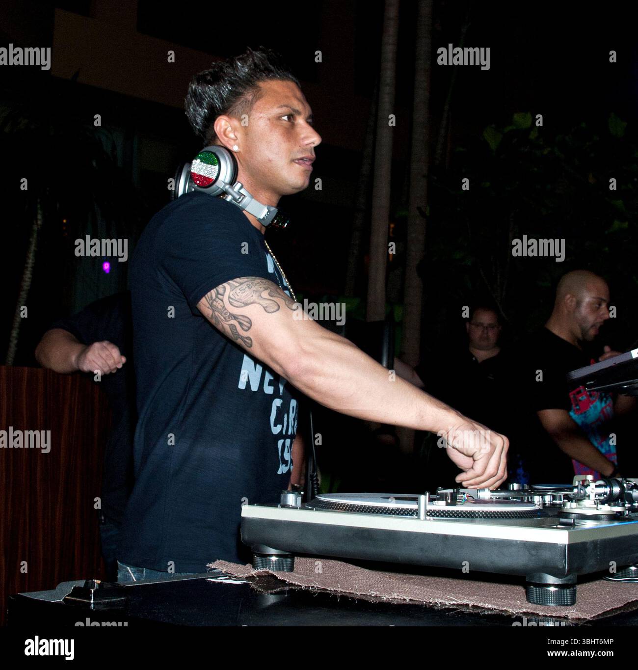 Paul Delvecchio alias DJ Pauly D im Pool After Dark im Harrah's Resort in Atlantic City, New Jersey - 31. März 2012 Stockfoto