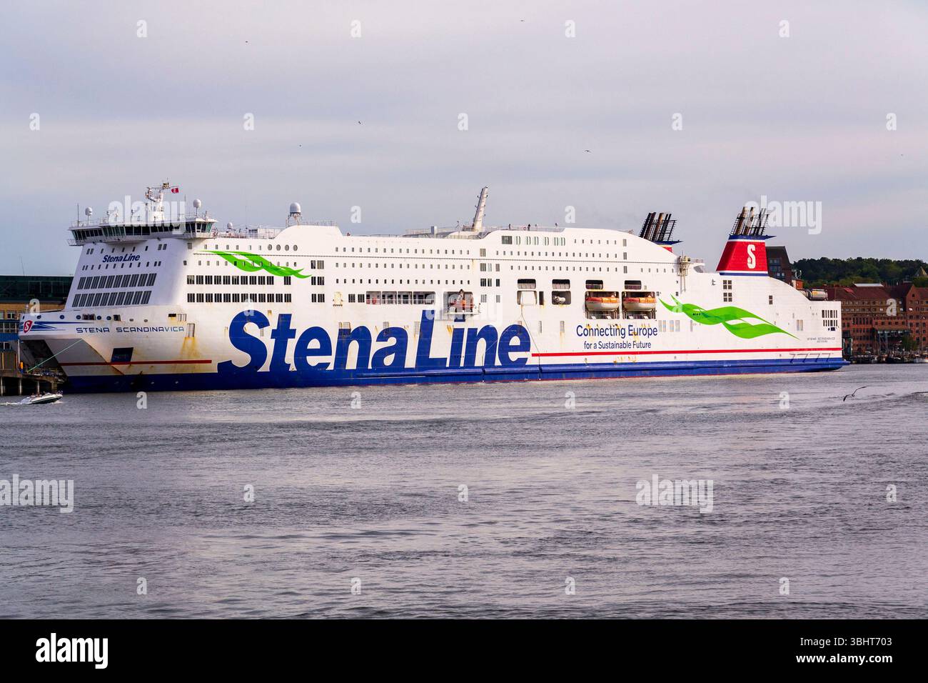 Frau Stena Scandinavica Kreuzfahrt mit der Stena Line im Hafen im Stadtzentrum am 13. Mai 2025 in Göteborg, Schweden. Stockfoto