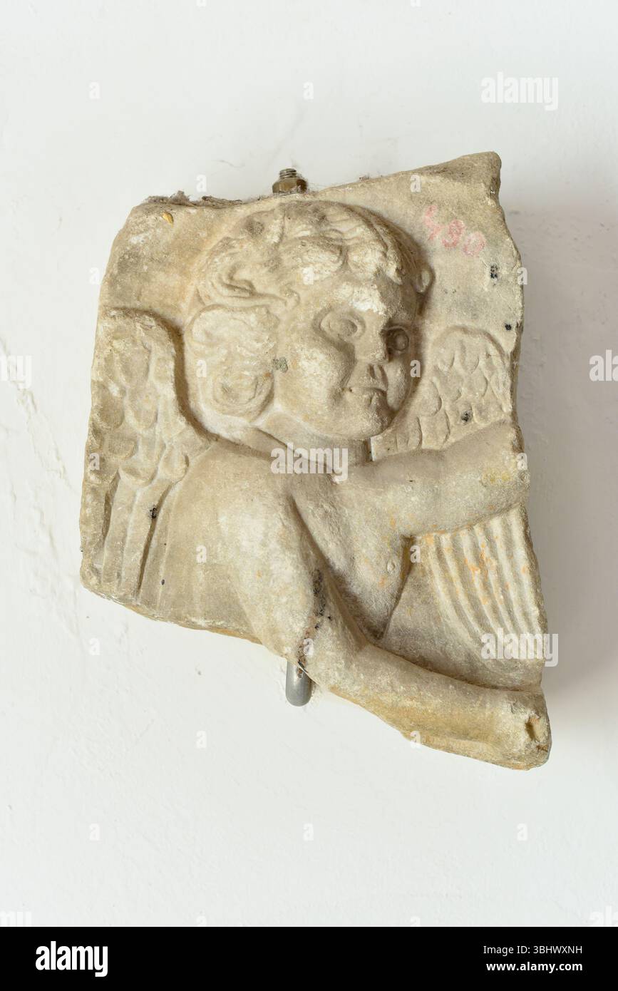 Antike Skulptur von Cherub, Pula, Kroatien. Stockfoto