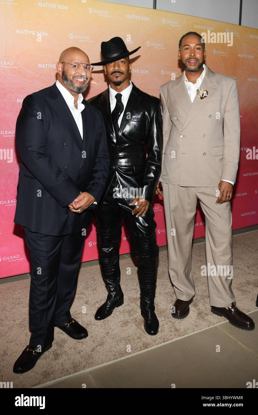 New York, USA. Juni 2025. Emil Wilbekin, Sean Bankhead und Dr. David J. Johns nehmen am 11. Juni 2025 an den Native Son Awards 2025 im IAC Building in New York Teil. (Foto: Efren Landaos/SIPA USA) Credit: SIPA USA/Alamy Live News Stockfoto