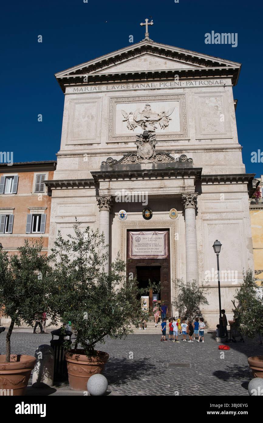 Heiligtum des heiligen Retters in lauro im Zentrum von Rom, Italien Stockfoto
