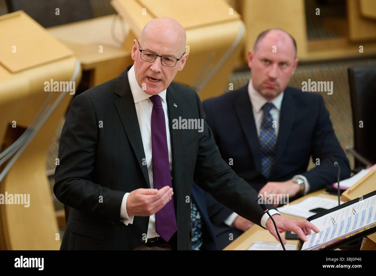 Edinburgh Schottland, Vereinigtes Königreich 12. Juni 2025. Erster Minister John Swinney im schottischen Parlament für erste Ministerfragen. Credit sst/alamy Live News Stockfoto