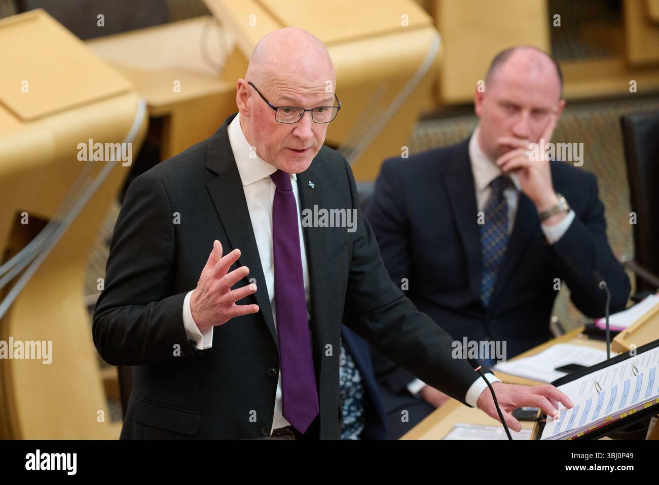 Edinburgh Schottland, Vereinigtes Königreich 12. Juni 2025. Erster Minister John Swinney im schottischen Parlament für erste Ministerfragen. Credit sst/alamy Live News Stockfoto