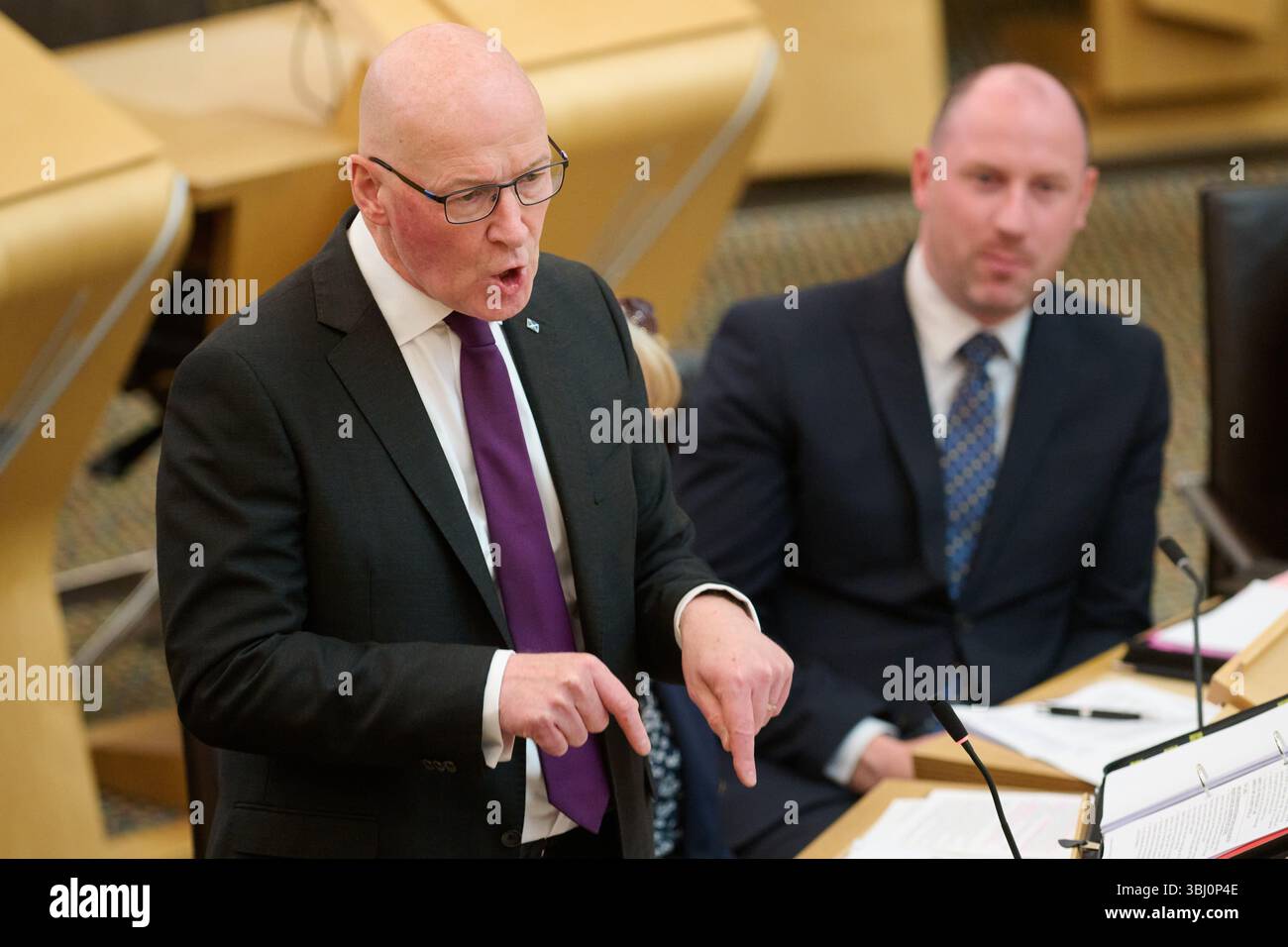 Edinburgh Schottland, Vereinigtes Königreich 12. Juni 2025. Erster Minister John Swinney im schottischen Parlament für erste Ministerfragen. Credit sst/alamy Live News Stockfoto