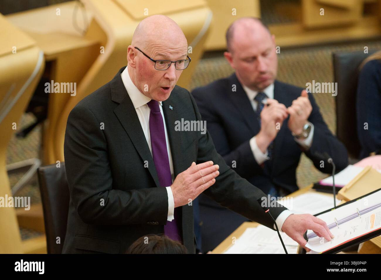Edinburgh Schottland, Vereinigtes Königreich 12. Juni 2025. Erster Minister John Swinney im schottischen Parlament für erste Ministerfragen. Credit sst/alamy Live News Stockfoto
