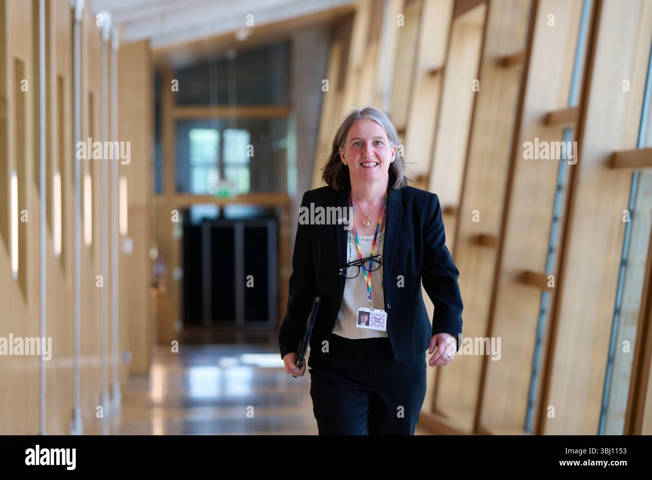 Edinburgh Schottland, Vereinigtes Königreich 12. Juni 2025. Minister für Drogen- und Alkoholpolitik und Sport Maree Todd MSP im schottischen Parlament für erste Ministerfragen. Credit sst/alamy Live News Stockfoto