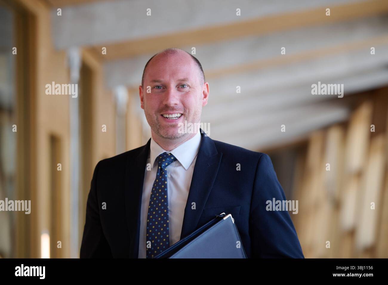 Edinburgh Schottland, Vereinigtes Königreich 12. Juni 2025. Kabinettssekretär für Gesundheit und Soziales Neil Gray MSP im schottischen Parlament für erste Ministerfragen. Credit sst/alamy Live News Stockfoto