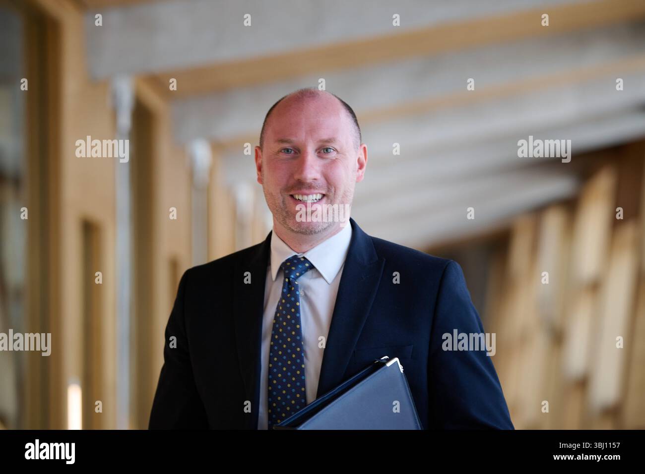 Edinburgh Schottland, Vereinigtes Königreich 12. Juni 2025. Kabinettssekretär für Gesundheit und Soziales Neil Gray MSP im schottischen Parlament für erste Ministerfragen. Credit sst/alamy Live News Stockfoto