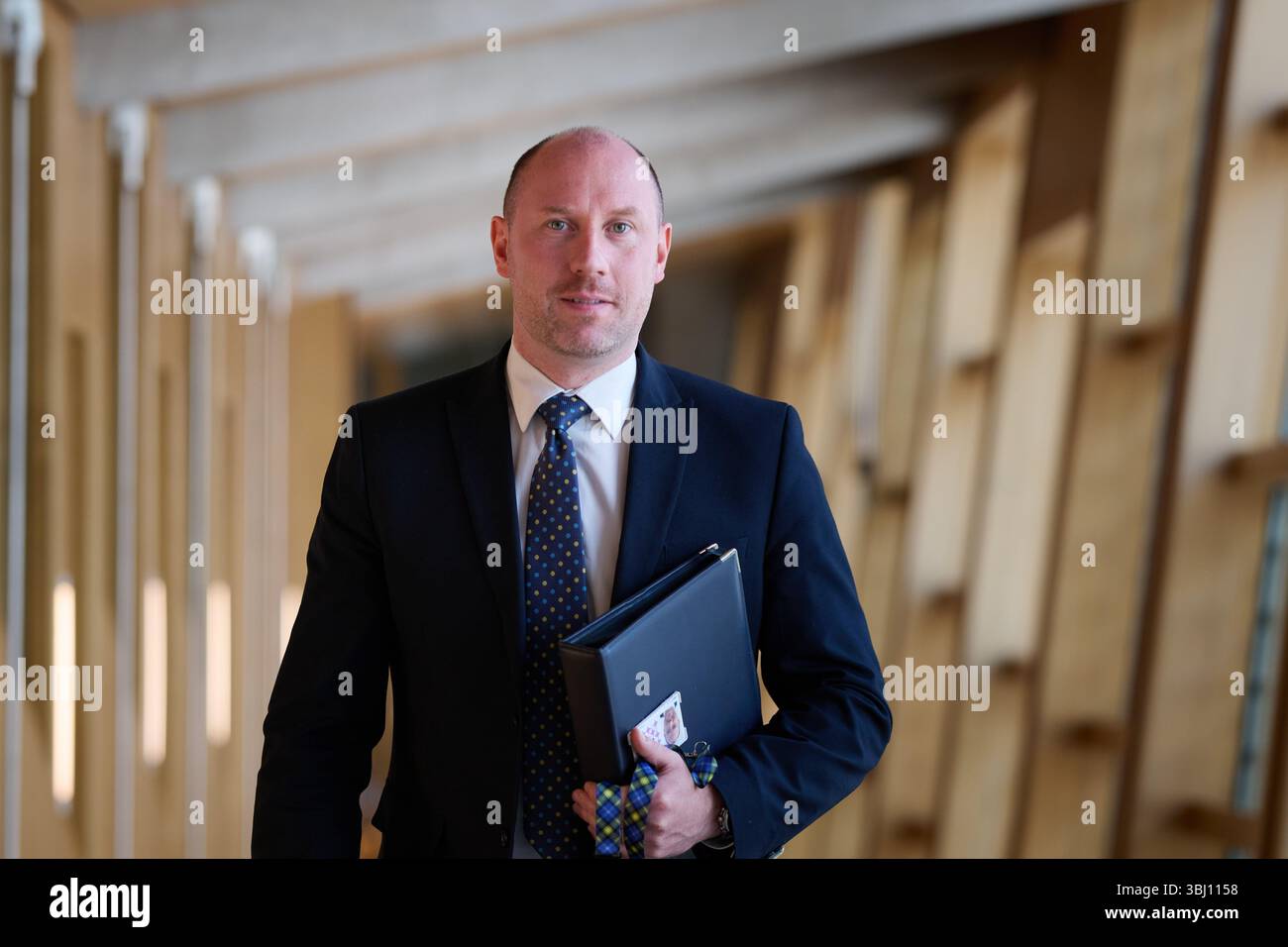 Edinburgh Schottland, Vereinigtes Königreich 12. Juni 2025. Kabinettssekretär für Gesundheit und Soziales Neil Gray MSP im schottischen Parlament für erste Ministerfragen. Credit sst/alamy Live News Stockfoto