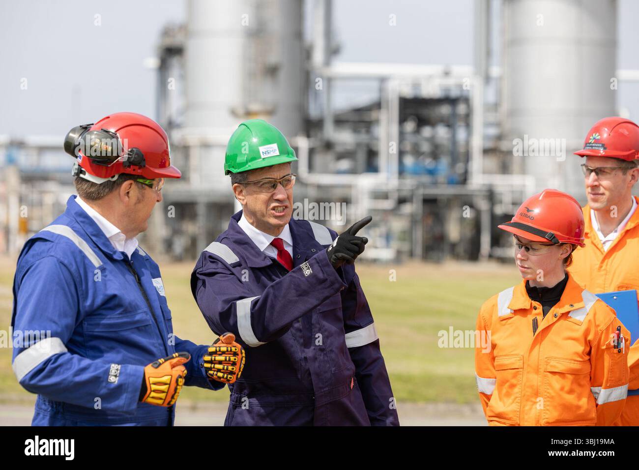 Ed Miliband, Sekretär für Energiesicherheit und Net Zero bei einem Besuch in St. Fergus, Peterhead, Aberdeenshire, um die Finanzierung des Acorn-Projekts zu begrüßen, wie in der Ausgabenüberprüfung bestätigt. Bilddatum: Donnerstag, 12. Juni 2025. Stockfoto