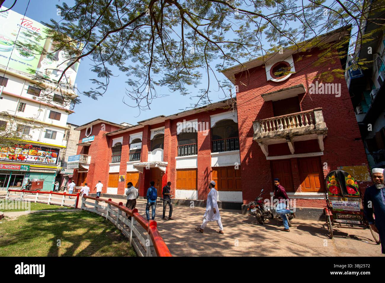 Ashwini Kumar Rathaus in Barishal – ein zeitloser Zeuge des kulturellen und politischen Erbes der Stadt, der den Geist des öffentlichen Diskurses und der Kommunikation widerspiegelt Stockfoto