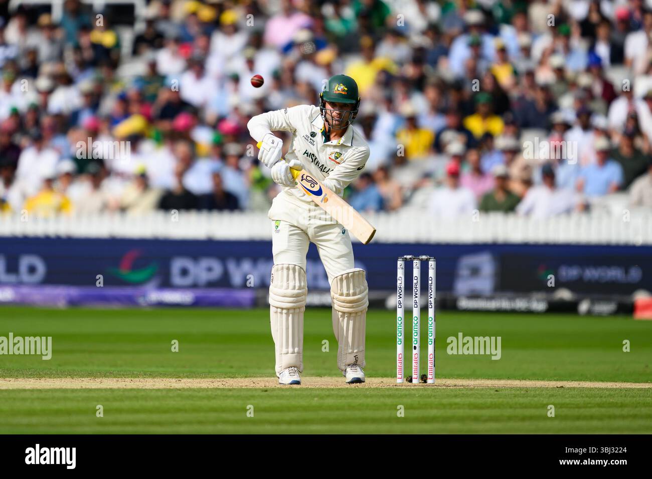 LONDON, VEREINIGTES KÖNIGREICH. 12. Juni: Alex Carey aus Australien (WK) im Einsatz beim Finale der ICC World Test Championship Australien gegen Südafrika 2025 auf dem Lord's Cricket Ground am Donnerstag, den 12. Juni 2025 in LONDON, GROSSBRITANNIEN. Quelle: Taka Wu/Alamy Live News Stockfoto