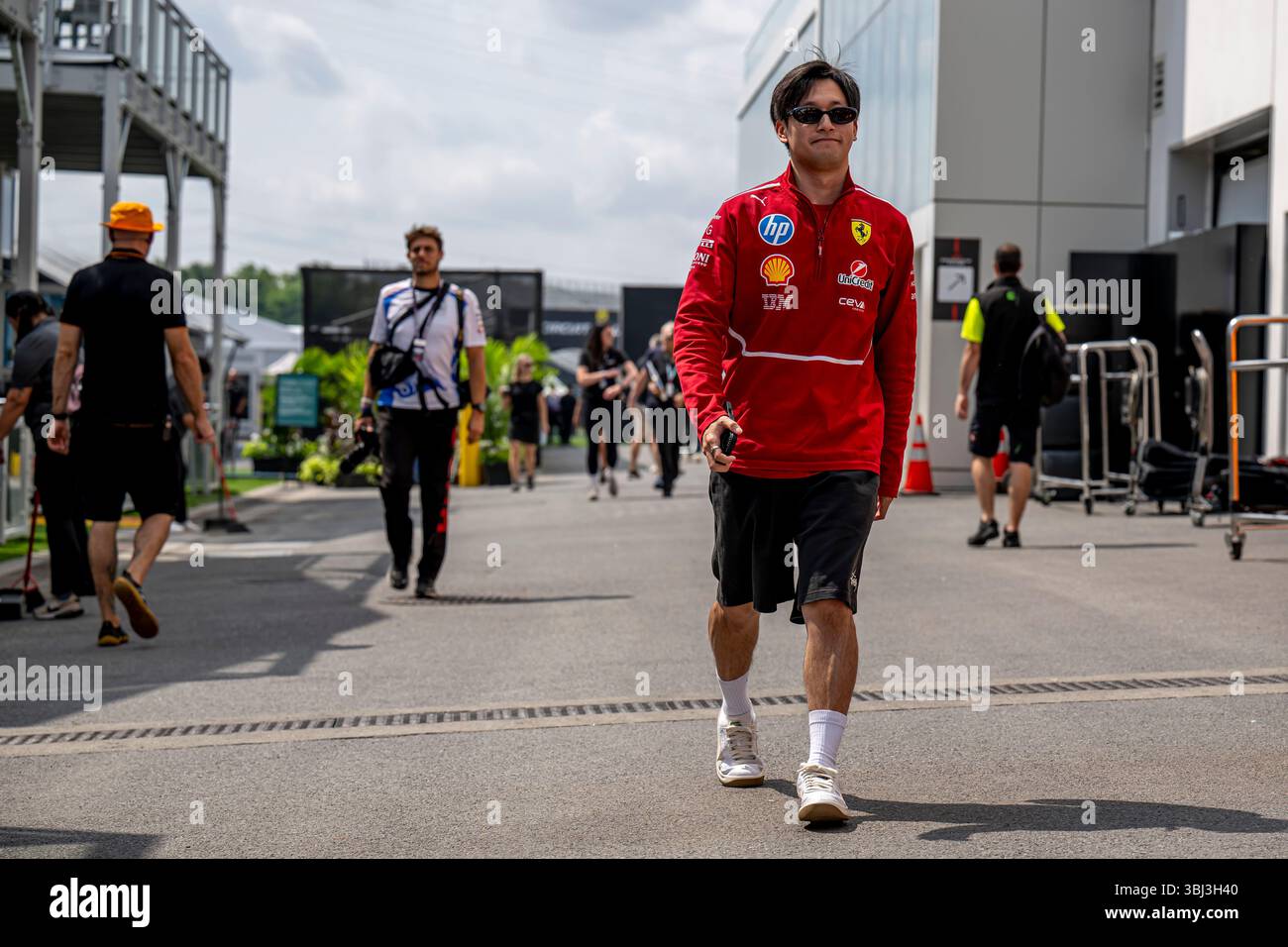 Montreal, Kanada, 12. Juni 2025, Zhou Guanyu, Reservefahrer des Ferrari-Teams, der 2025 beim Großen Preis von Kanada The Build Up in Montreal, Kanada, teilnahm. Quelle: Michael Potts/Alamy Live News Stockfoto