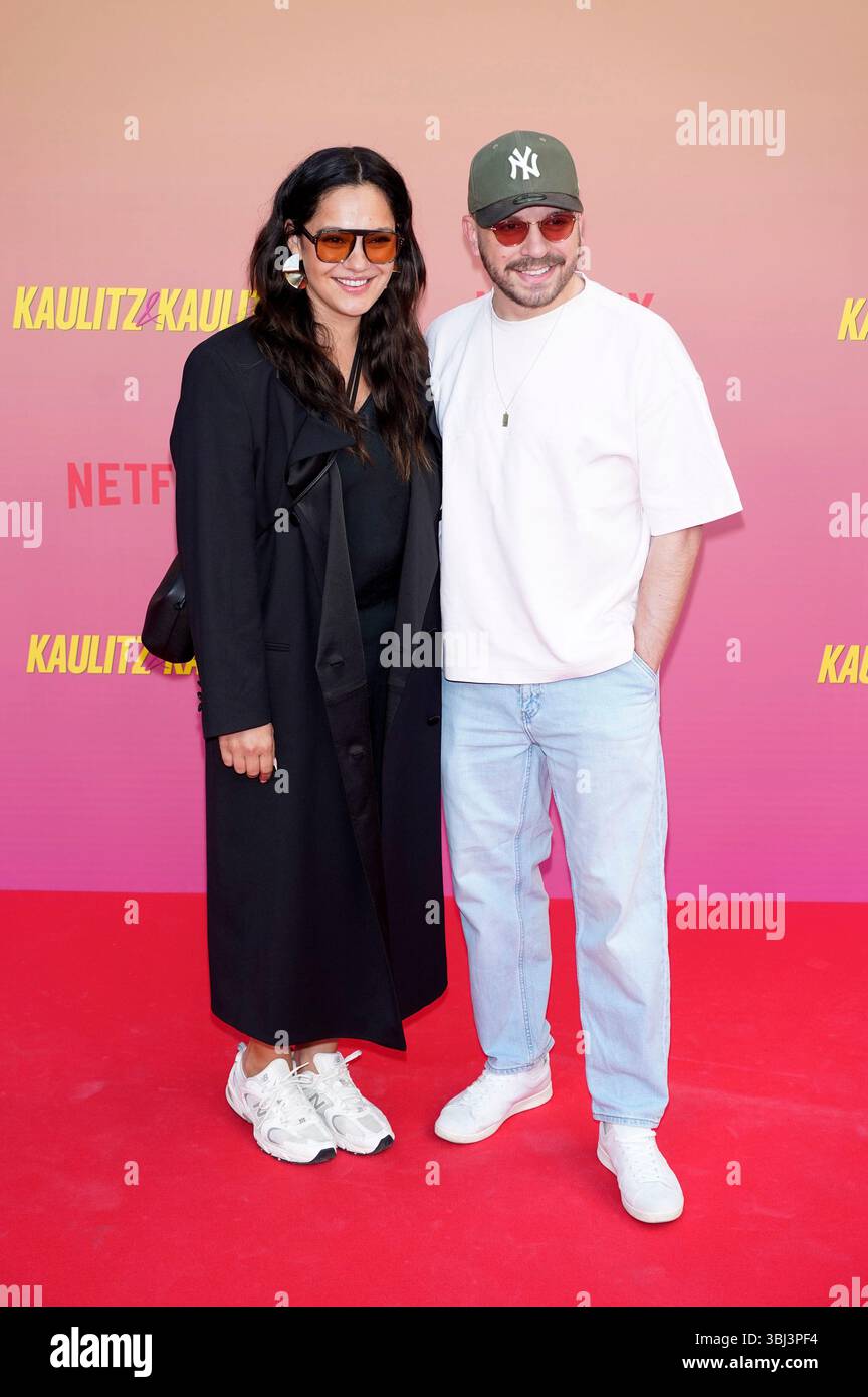 Nilam Farooq und Edin Hasanovic beim Special Screening der 2. Staffel der Netflix-Serie „Kaulitz & Kaulitz“ im Delphi Filmpalast. Berlin, 12.06.2025 Stockfoto