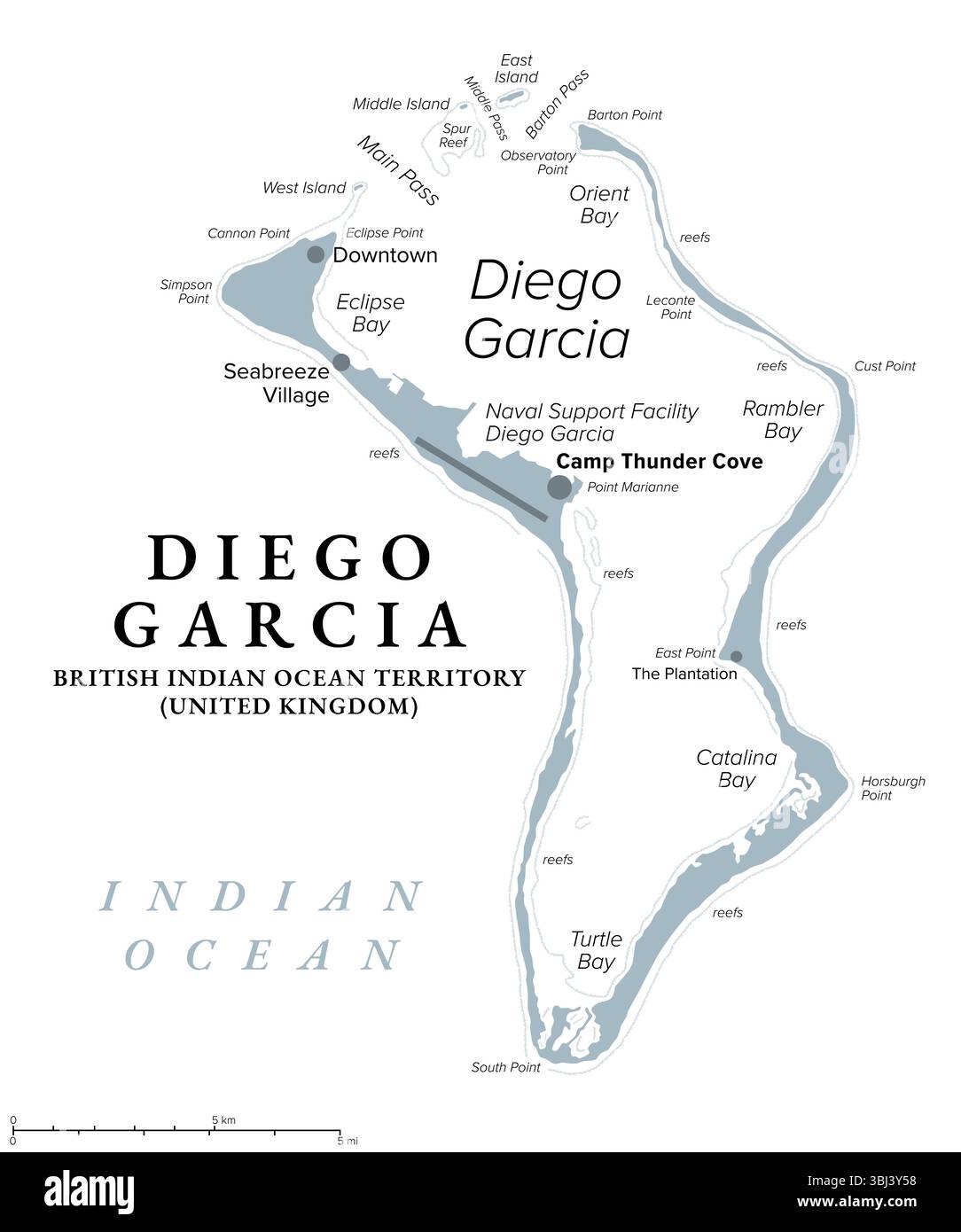 Diego Garcia, die größte Insel des Chagos-Archipels, graue politische Karte. Britisches Territorium im Indischen Ozean, BIOT. Stockfoto