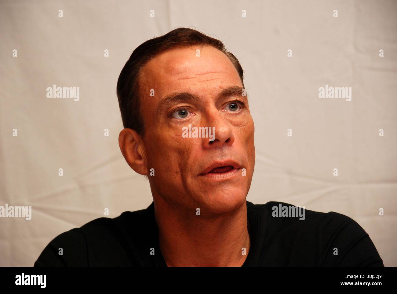 Jean-Claude Van Damme beim Pressejunket für „The Expendables 2“ in Los Angeles - 4. August 2012 Stockfoto