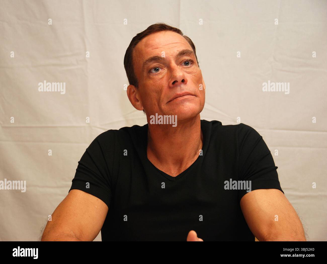Jean-Claude Van Damme beim Pressejunket für „The Expendables 2“ in Los Angeles - 4. August 2012 Stockfoto