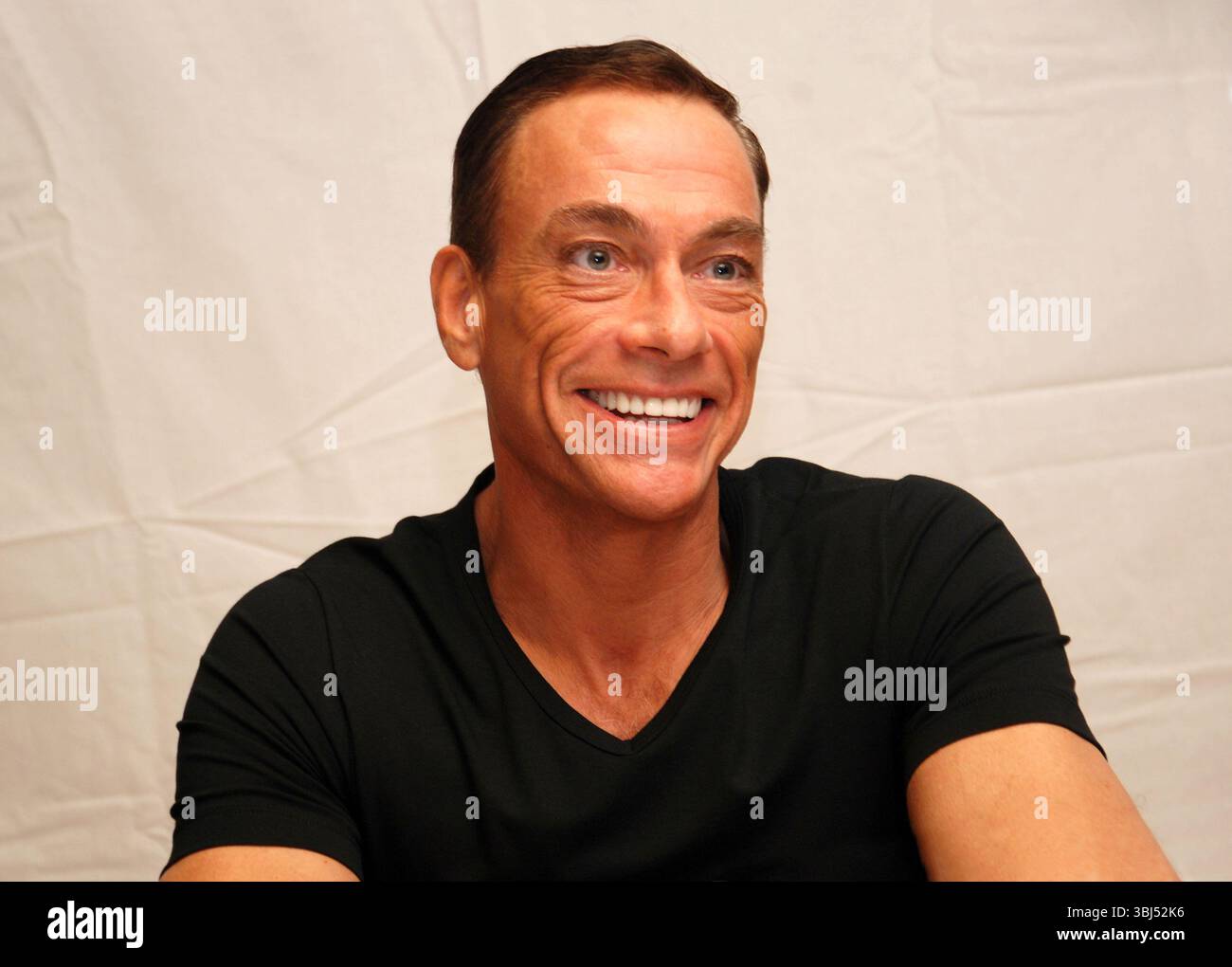Jean-Claude Van Damme beim Pressejunket für „The Expendables 2“ in Los Angeles - 4. August 2012 Stockfoto