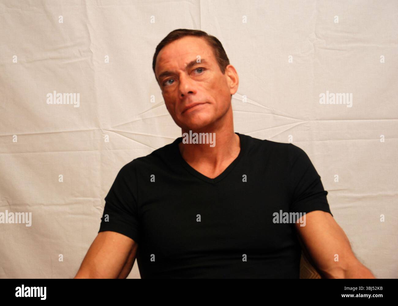 Jean-Claude Van Damme beim Pressejunket für „The Expendables 2“ in Los Angeles - 4. August 2012 Stockfoto