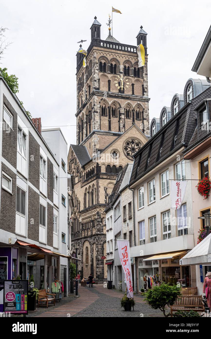 St. Quirinus-Münster Neuss, Nordrhein-Westfalen, Deutschland *** St. Quirinus Münster Neuss, Nordrhein-Westfalen, Deutschland Stockfoto