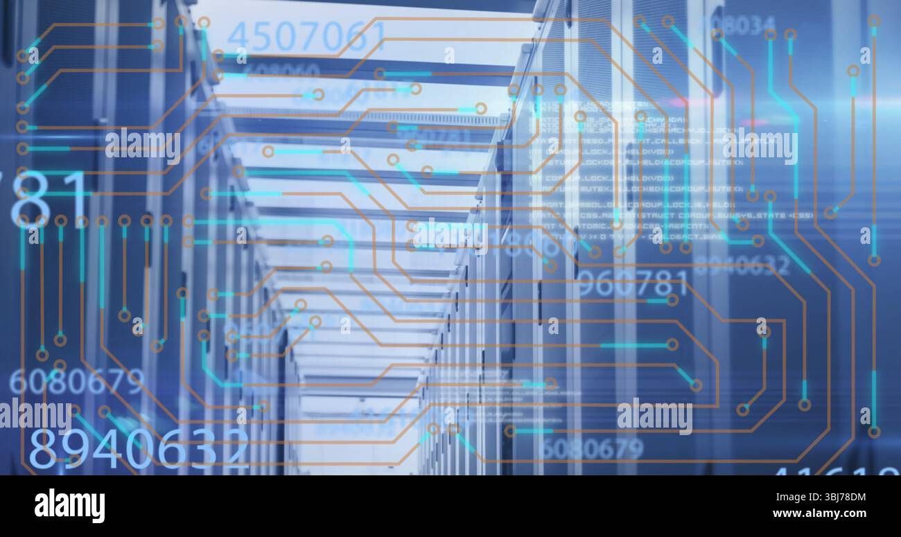 Containerkorridor im Hof mit digitaler Schaltungsüberlagerung mit Stahlträgern, schwimmenden Datenzeichenfolgen Stockfoto